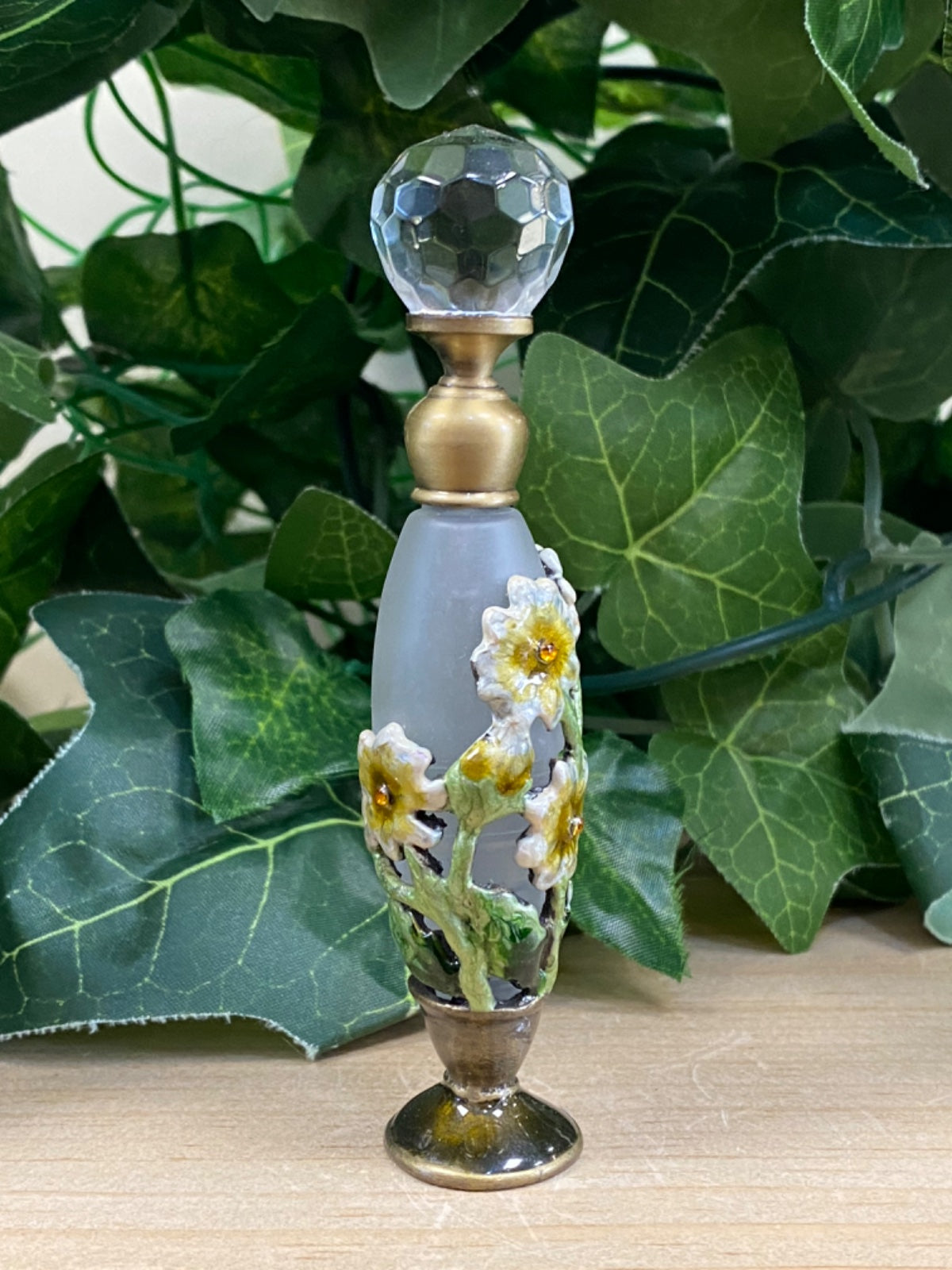 White Flower Perfume Bottle 6ml