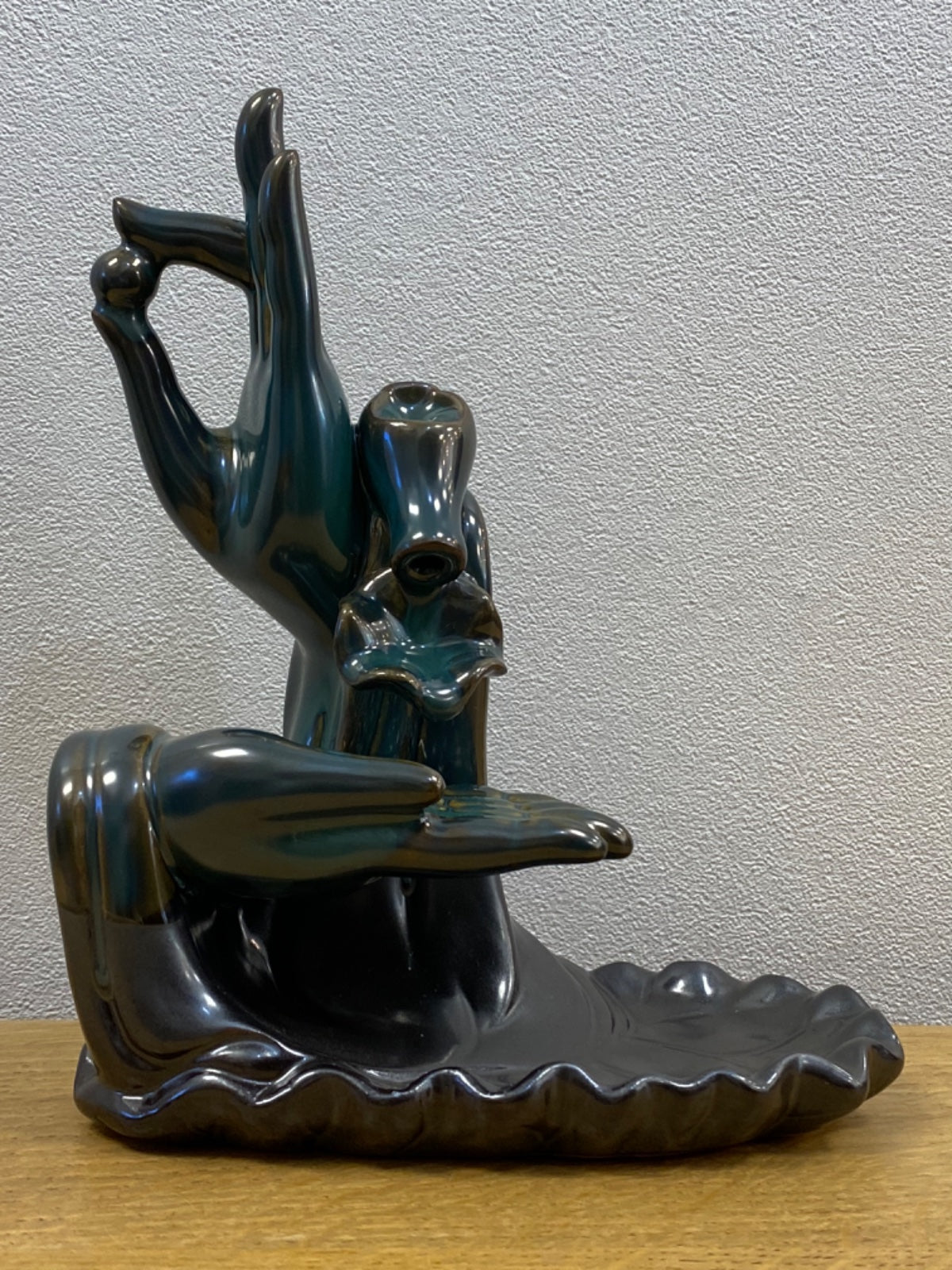 Green Hand Backflow Incense Burner