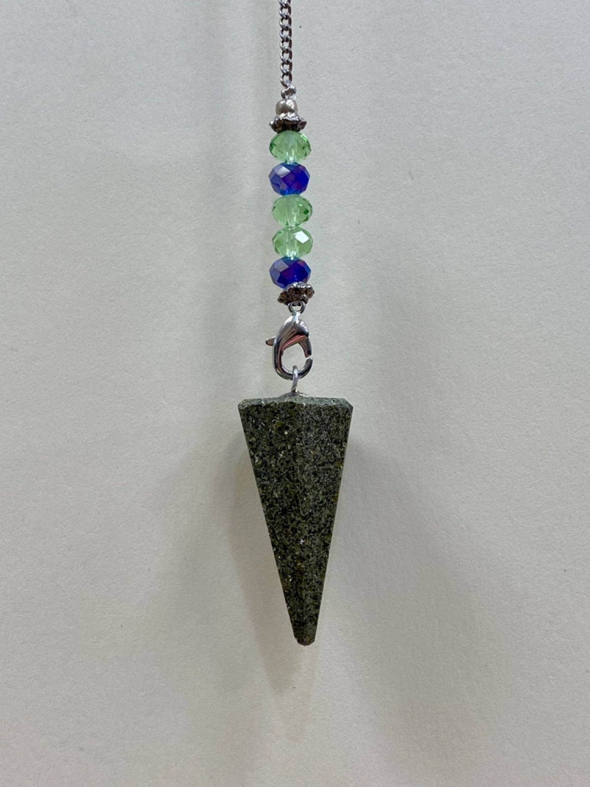 Pendulum Epidote
