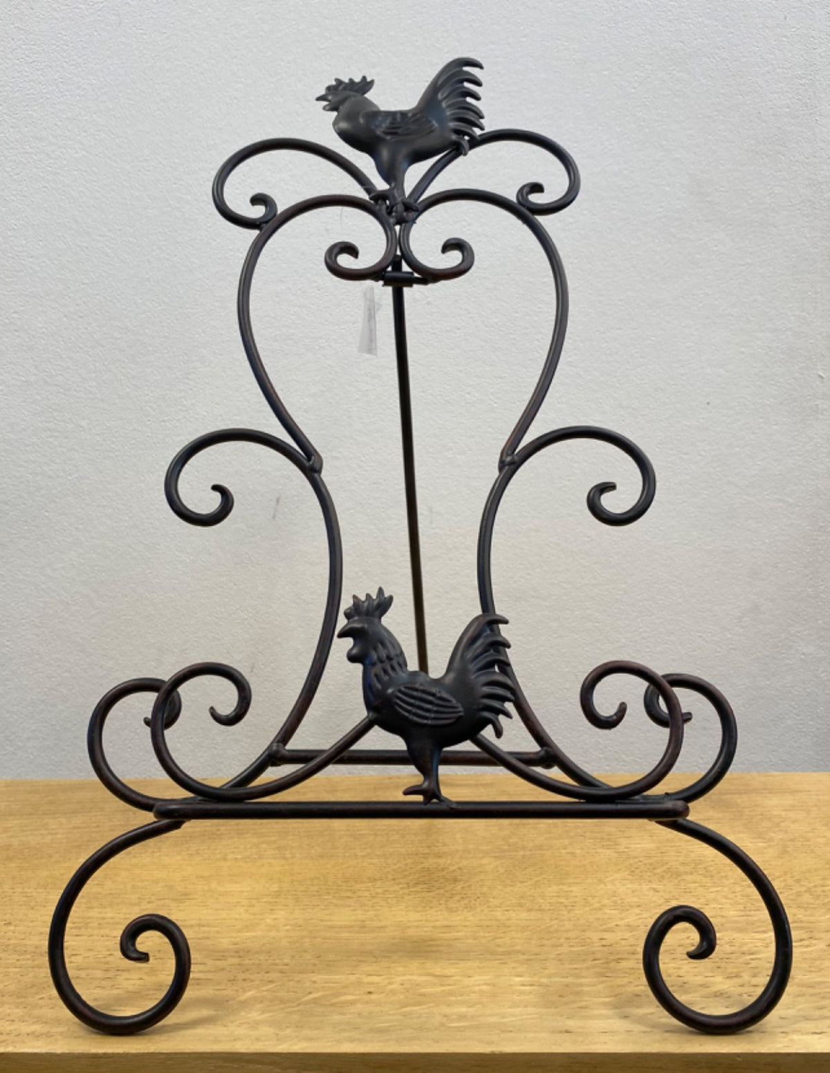 Metal Rooster Plate Stand 32cm