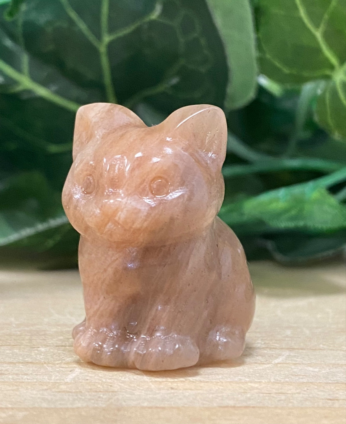 Peach Moonstone Sitting Cat Carving 3cm