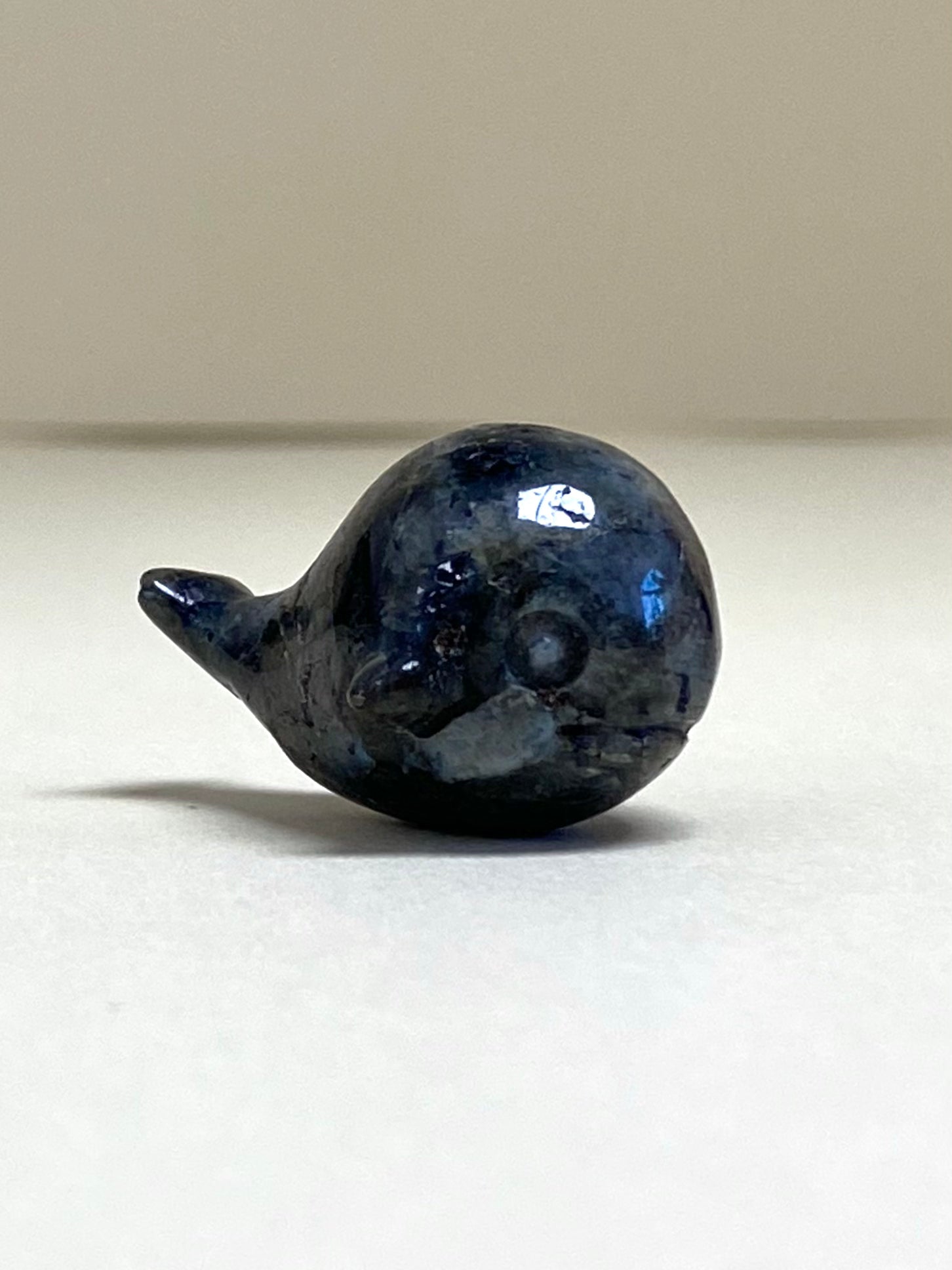Labradorite Whale mini
