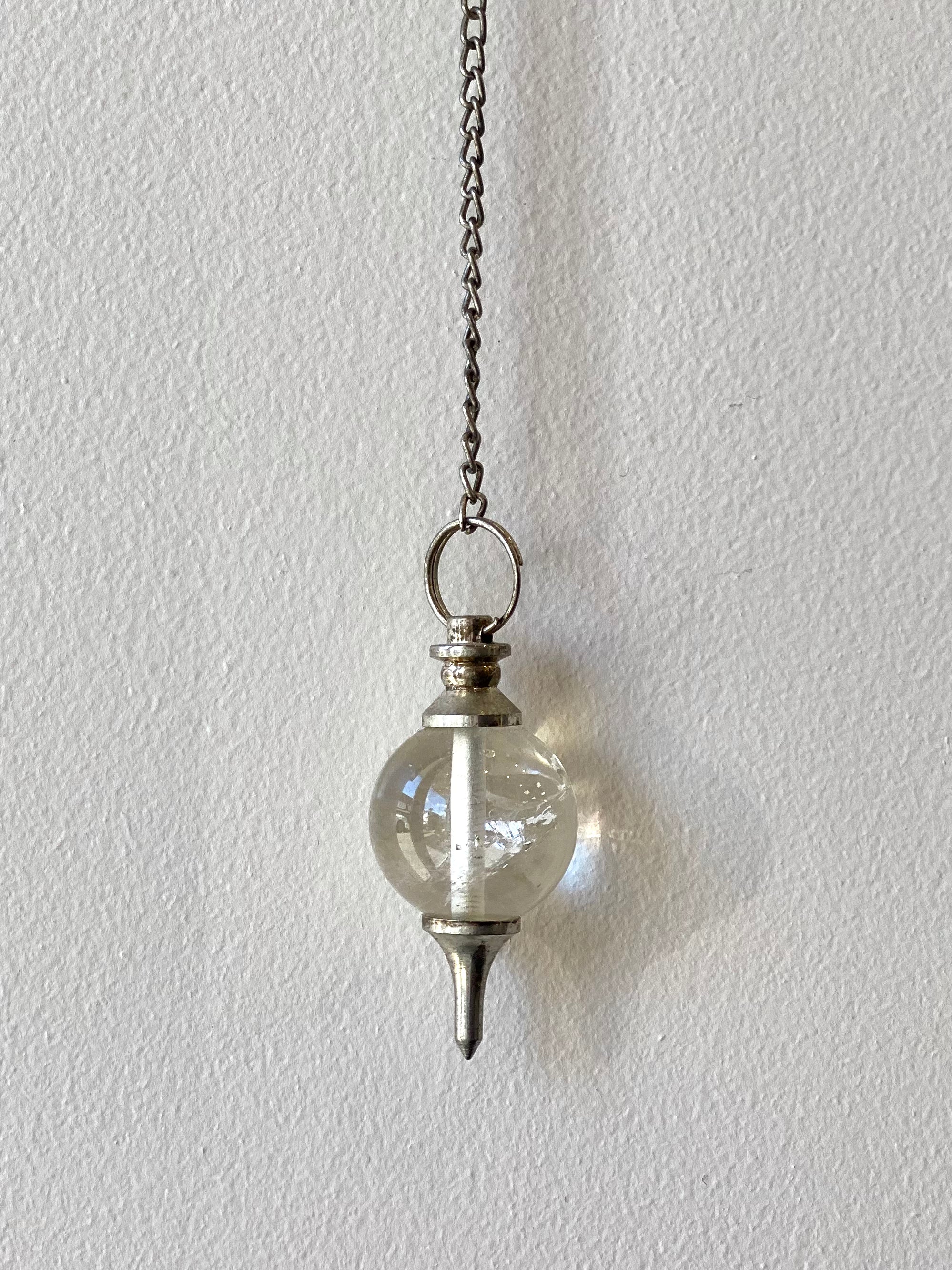 Pendulum Clear Q