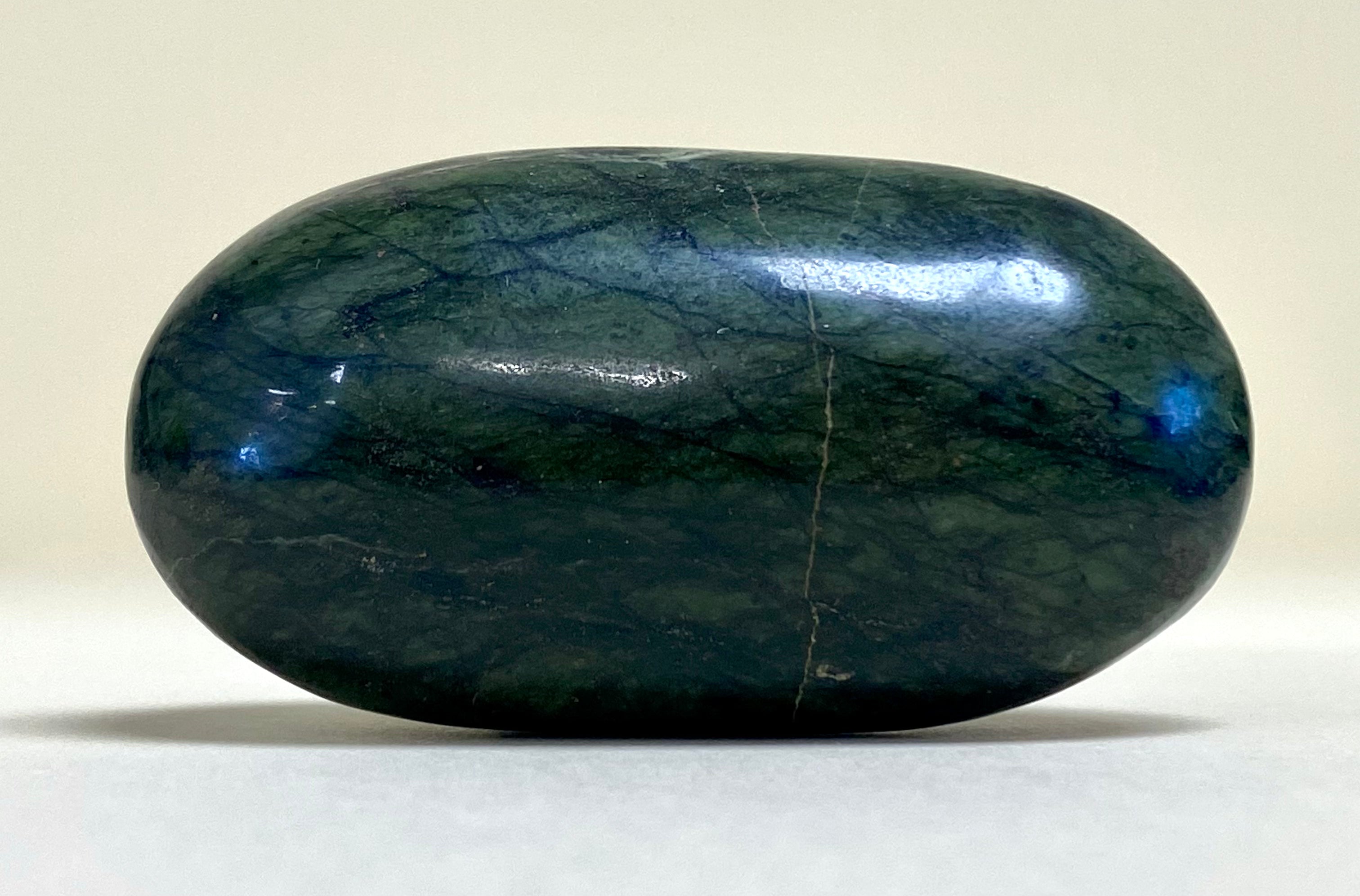 Jade palmstone