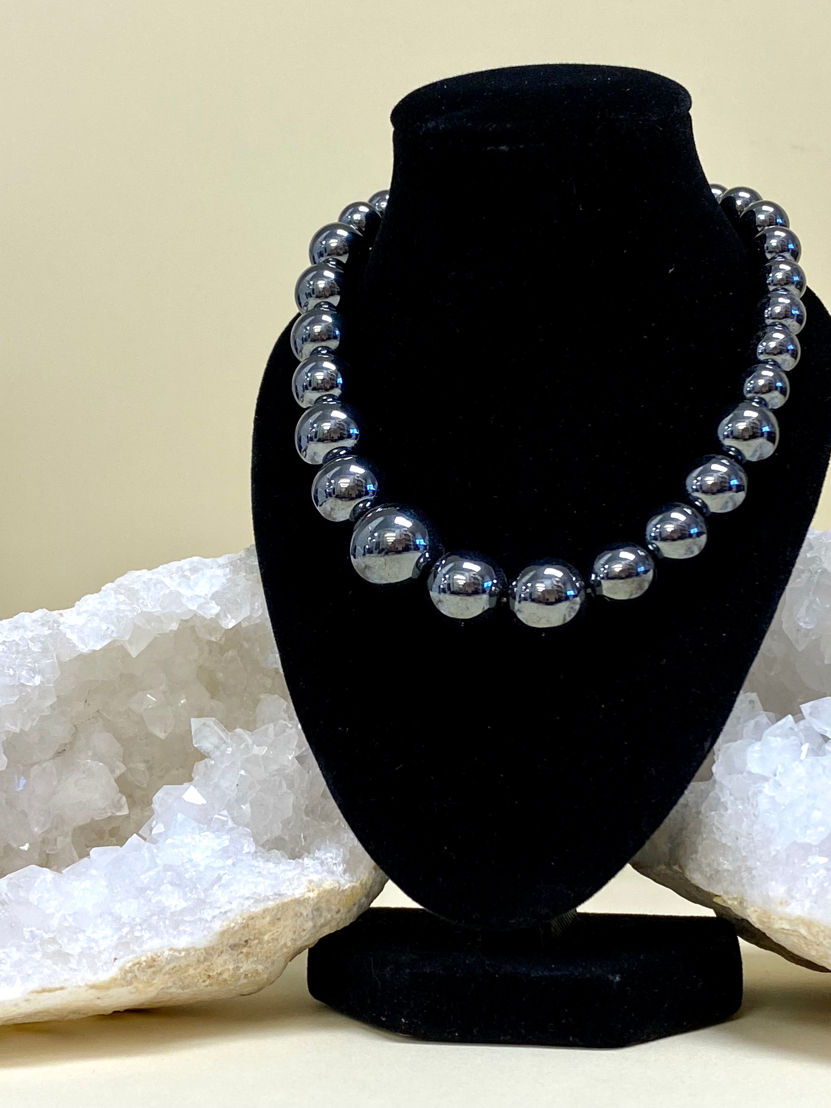 Terahertz Ball Necklace