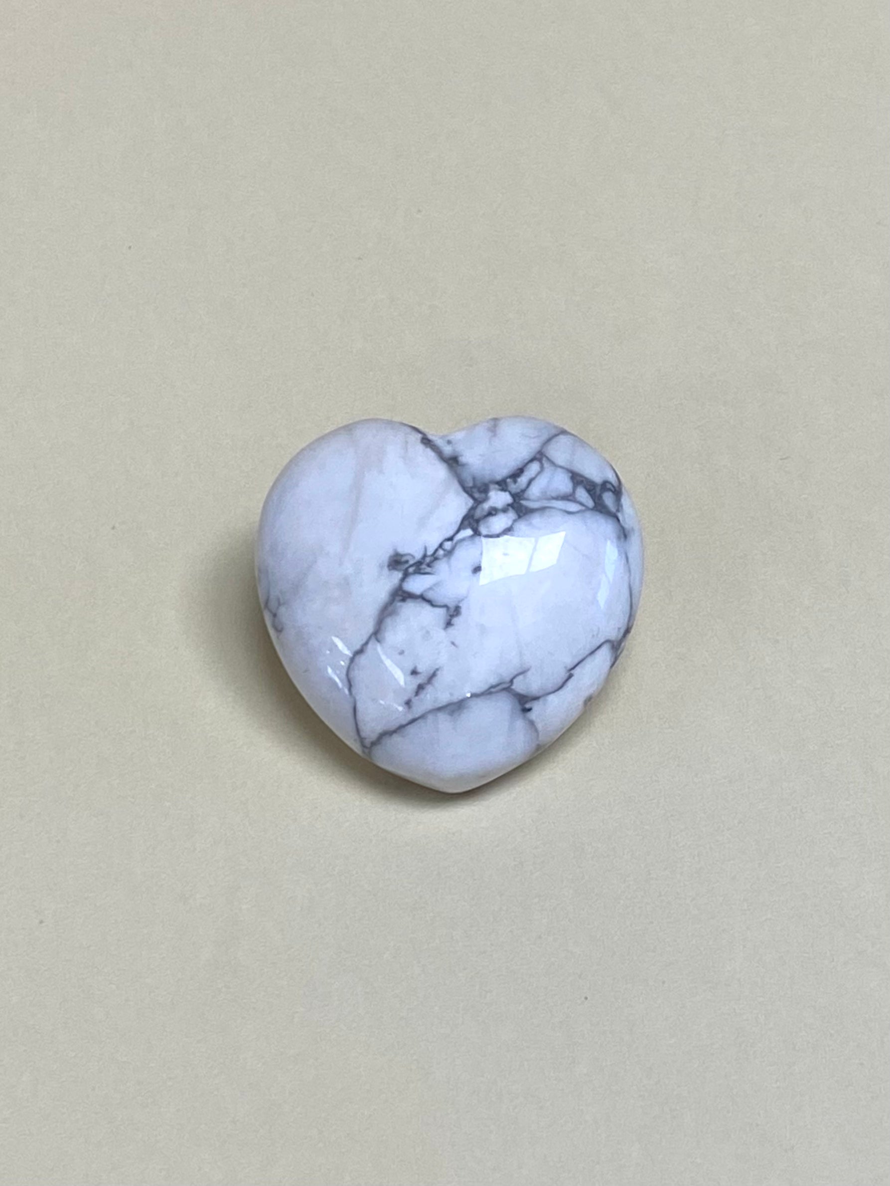 Howlite hearts