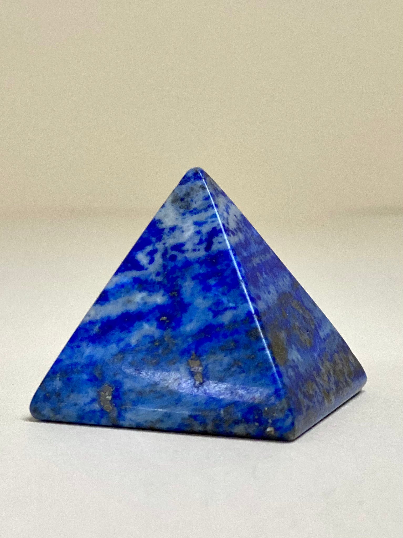 Lapis Pyramid Medium