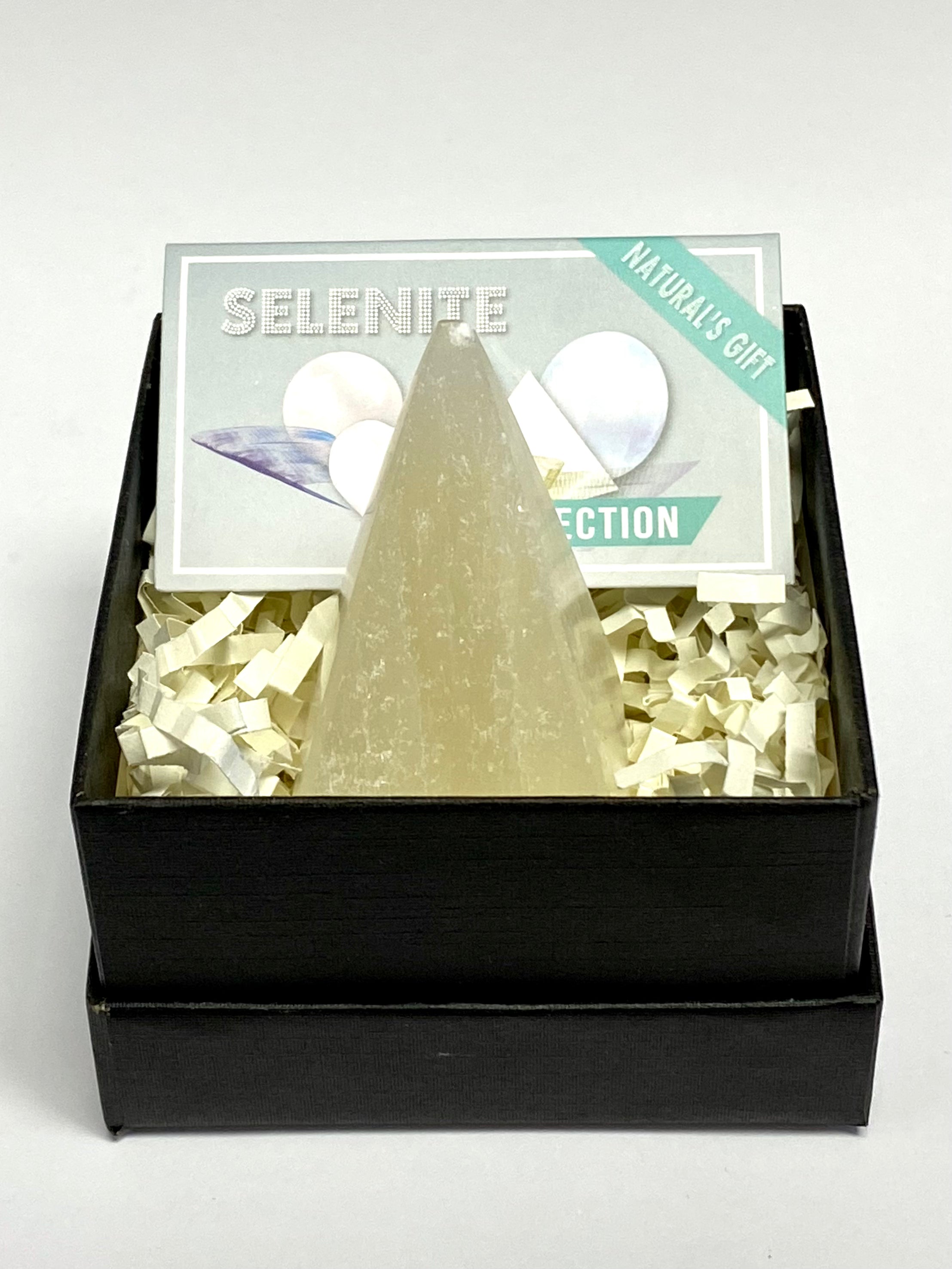Selenite Pyramid (Selenite Collection)