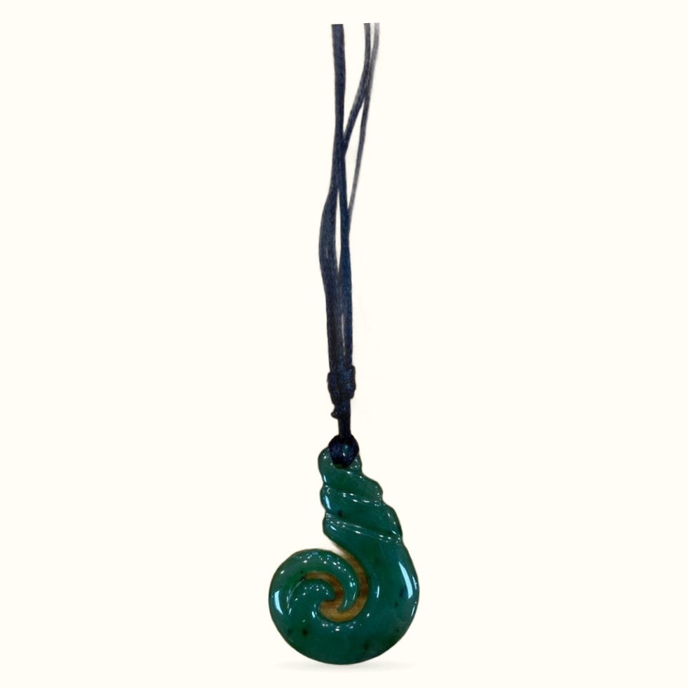 NZ Greenstone Hook Necklace 32mm